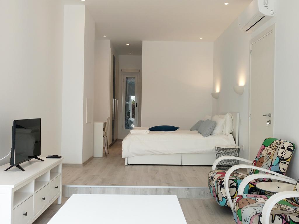 Olosuites Limassol Exterior photo