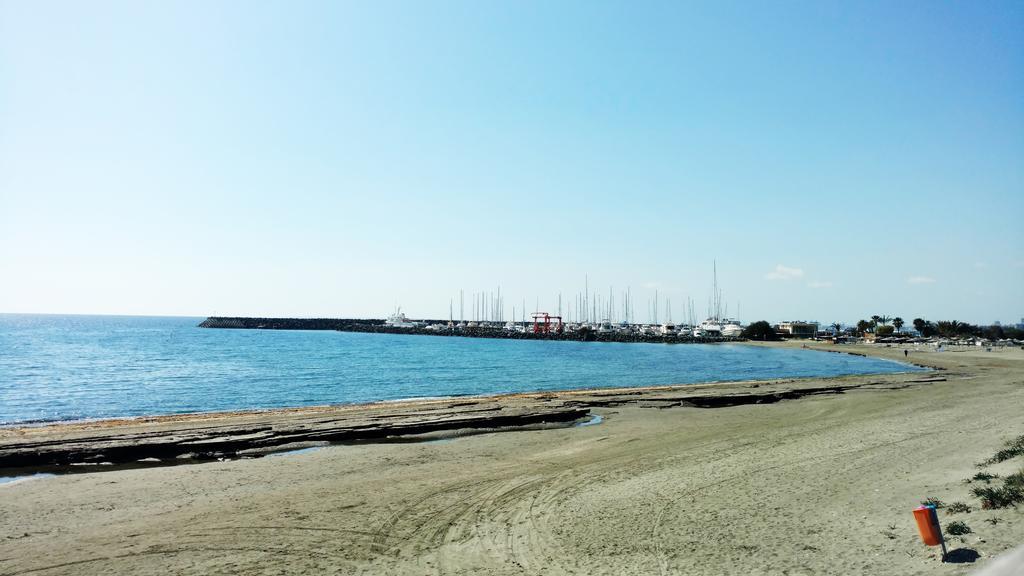 Olosuites Limassol Exterior photo